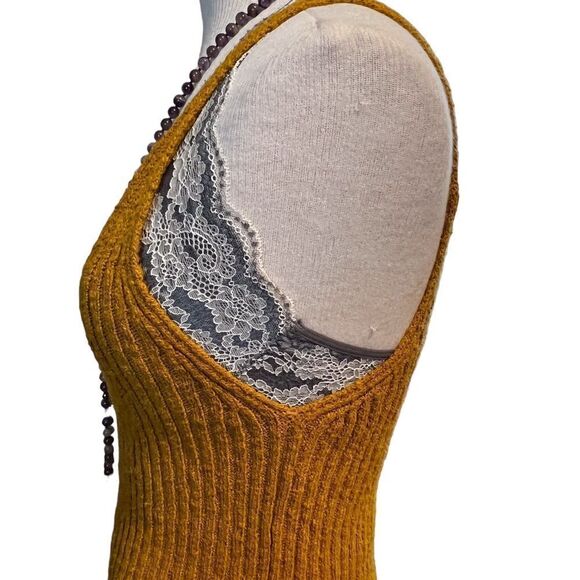 Free People  |||  rusty gold tank. You can wear the plunging side front or back. - Picture 5 of 10